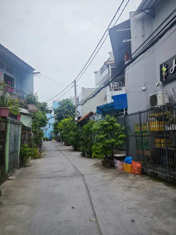 Nhà mới 3 PN ,DTSD: 88m2, Tỉnh Lộ 10 Khu Tên Lửa, Đường 5m Thông.