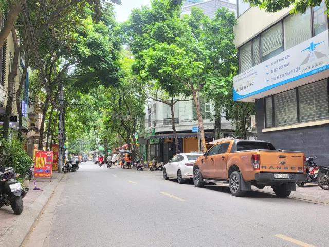 Bán nhà MẶT PHỐ Nguyễn Khả Trạc, Mai Dịch. LÔ GÓC, Vỉa hè, oto tránh dừng đỗ. Kinh doanh tấp nập.