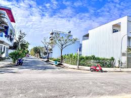 SỞ HỮU LÔ ĐẤT 250M2 MẶT TIỀN ĐƯỜNG NHỰA 32M CHỈ VỚI 150TR