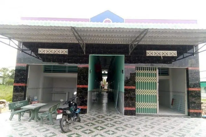 SỐC THẬT! CHỈ 550 TRIỆU SỞ HỮU DÃY TRỌ 300M² – 2 KI-ỐT, 10 PHÒNG, THU NHẬP 14 TRIỆU/THÁNG TẠI CHƠN THÀNH - SHR