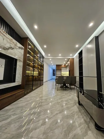 🌟 SIÊU PHẨM THÁI HÀ - TRUNG LIỆT 🌟
🏡 70m² - Sổ vuông - Mặt tiền rộng - 6 tầng thang máy