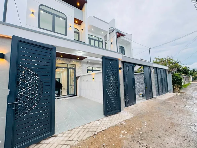 Bán nhà đường Ô Tô cách huyện lộ 93 chỉ 50m 1 đường thẳng