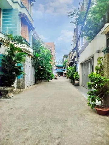🔥 NHÀ GẦN LÊ TRỌNG TẤN | 2 TẦNG | DIỆN TÍCH 5m × 22m