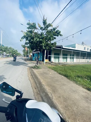 8x45m 1/gò hưu vào 30met, gần chợ, giáp tp