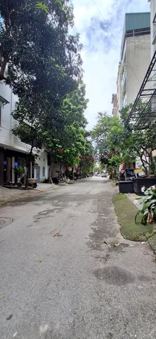 🏡 Chỉ hơn 16 tỷ - Nhà 50m2 - 5 Tầng 👉LK Văn La - Văn Phú - Ô Chờ thang máy