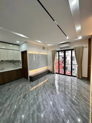 SIÊU PHẨM HOÀ BÌNH – KHÂM THIÊN | NHÀ MỚI KÍNH KOONG – THANG MÁY – GẦN PHỐ - CHỈ 12 TỶ
