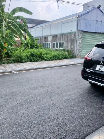 3 tỷ 1 trục chính kinh doanh diện tích 106m