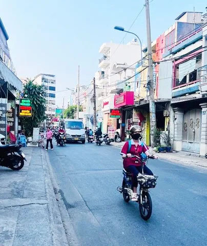 Bán nhà mặt tiền Nguyễn Quý Anh, P.Tân Sơn Nhì, 4x14m, 54m2, hơn 7 tỷ TL
