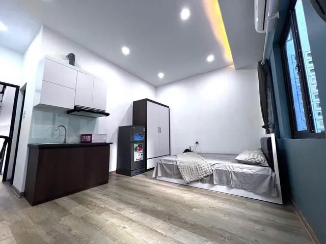 NHÀ DÒNG TIỀN GẦN PHỐ HUỲNH THÚC KHÁNG_NGÕ THÔNG GẦN PHỐ_9 PHÒNG KHÉP KÍN_DÒNG TIỀN 500 TRIỆU/NĂM