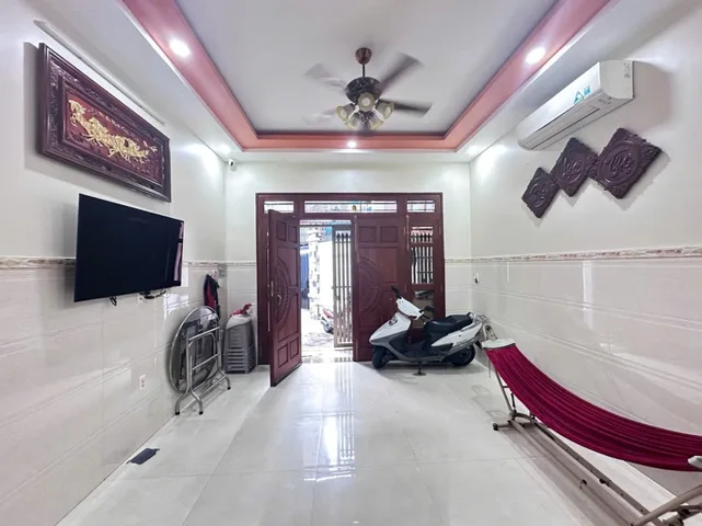NHÀ NGUYỄN ĐÌNH CHÍNH – 4 TẦNG – KHU TRUNG TÂM – CHỈ 9.9 TỶ