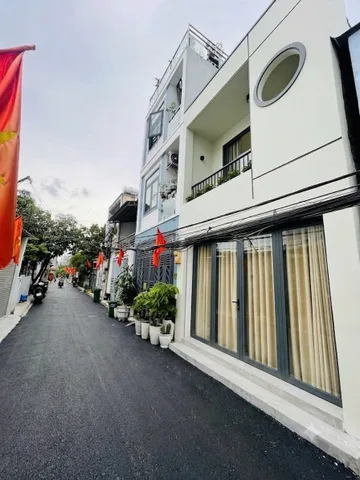 Bán nhà h xe hơi, đường số 34, linh đông - 40m2 - giá 4.7 tỷ TL
