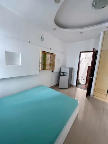 CHO THUÊ PHÒNG 30M2 CÓ BAN CÔNG TẠI PHƯỜNG 10, QUẬN PHÚ NHUẬN, TPHCM