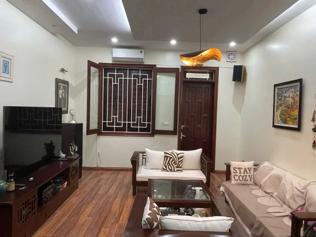 Cho thuê nhà ngõ 243 Hoàng Quốc Việt, Cầu Giấy 100M x 4T ( XD 70m) giá 30 triệu