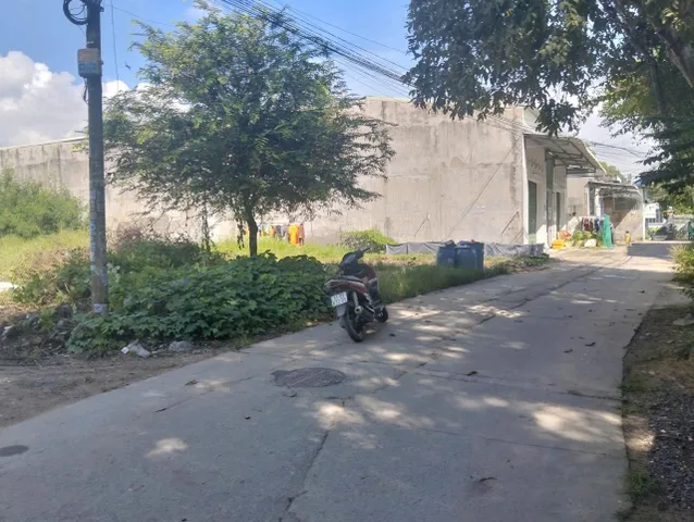 Bán 819m2  Đất Thái Hòa Tân Uyên Bình Dương  tc 426