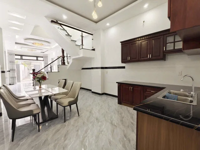 Hẻm Đẹp Gần Nguyễn Thị Búp – Q12 Nhà 4PN, 4WC, Chỉ 6,3 Tỷ Còn Thương Lượng