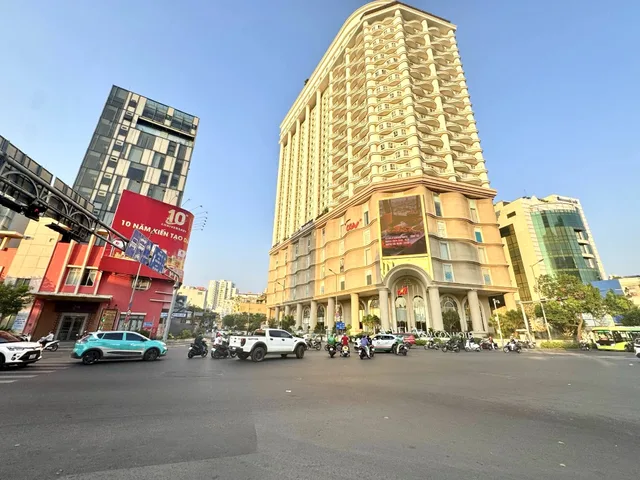 QUẬN 3: BÁN BIỆT THỰ TRẦN QUỐC TOẢN, P.XUÂN HOÀ- DT 819M2- 17M*50M- NGAY GÓC NAM
KỲ KHỞI NGHĨA VIP- 0938676685 GIANG GIANG