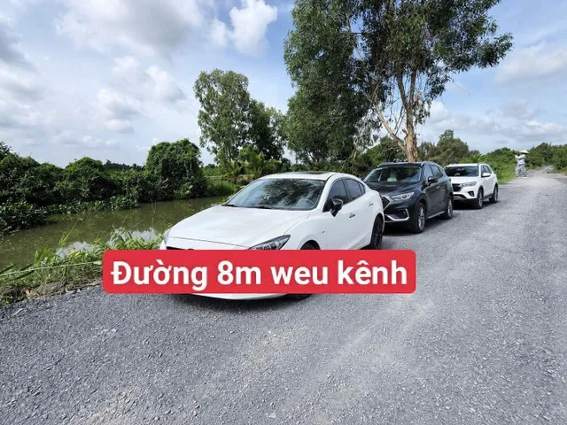 Còn 1 lô DUY NHẤT 500m2 giá 530 triệu cách trung tâm hành chính  Xã Thạnh Lợi (Huyện Bến Lức Long An cũ) chỉ 2km. Khu vực được chuyển full thổ cư
