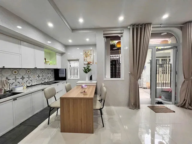 CHO THUÊ NHÀ KIỆT ĐƯỜNG NÚI THÀNH 📌📌📌LÀM VIỆC TRỰC TIẾP GIÁ TỐT !!!