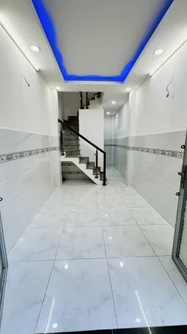 BÁN NHÀ HẺM 241 BẾN VÂN ĐỒN 2 PHÒNG NGỦ QUẬN 4