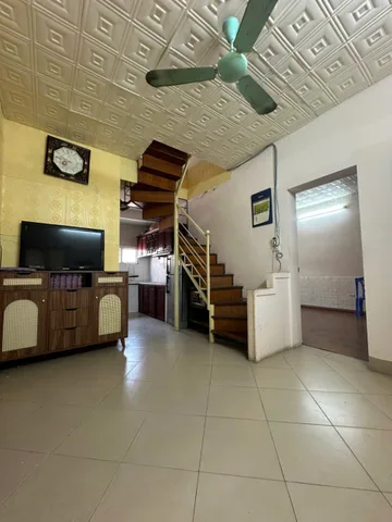 Cho thuê Căn hộ chung cư 75m2 giá 8.5 triệu tại Đường Nguyên Hồng Phường Láng Hạ Quận Đống Đa Hà Nội