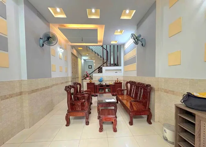BÁN NHÀ CẠNH TÂN KỲ TÂN QUÝ, BÌNH TÂN, HẺM XE HƠI, NGANG 4X15M NHỈNH 4 TỶ