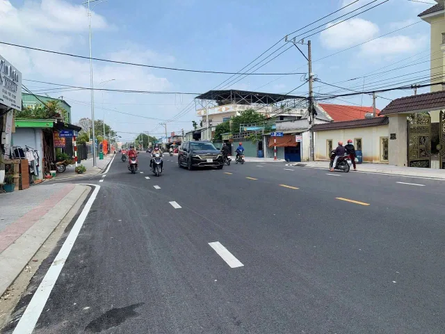 ❗ ❗ Kèo thơm xuất hiện 12 NỀN  ĐẤT F0 chỉ từ 250 triệu có ngay nền ĐẤT thổ cư 100% , sổ riêng ngay gần Phường Tân Uyên