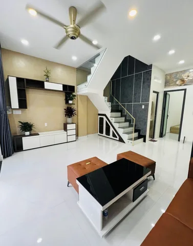 Bán Nhà Bà Hom Q6-DT 56M2-3PN-Nhỉnh 4 Tỏi .