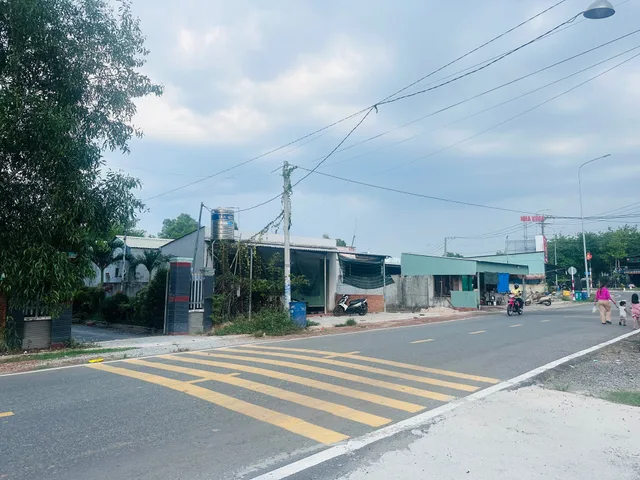 12.96 tỷ 4983m2 sẵn 400m2 thổ cư Đất Phường Tân Uyên TP. Hồ Chí Minh