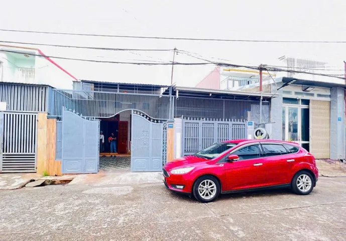 Bán Nhà riêng 96m2 có sẵn 96 m2 thổ cư giá 4.09 tỷ tại Phường Tân Lập Thành phố Buôn Ma Thuột Đắk Lắk