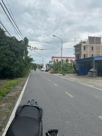 Bán Đất 92m2 giá 2.32 tỷ tại - Đông Sơn . Đường nhựa 2 ô tô tránh nhau .l/h:076.231.9990 e Thúy