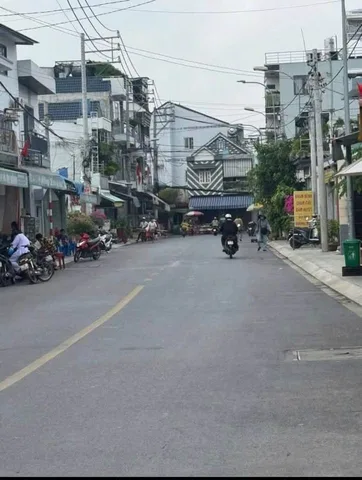 Bán Đất 239m2 giá 5.6 tỷ tại - Chọn - Xã Thới Tam Thôn Huyện Hóc Môn TP. Hồ Chí Minh