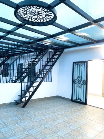 GARA Ô TÔ - THANG MÁY - NỘI THẤT VIP - TRUNG TÂM LONG BIÊN - 65M² - 15 TỶ