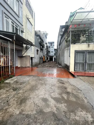 BÁN ĐẤT MẶT ĐƯỜNG CHÂN CẦU BÃI CHÁY,CHỢ HẠ LONG 2,KINH DOANH TỐT