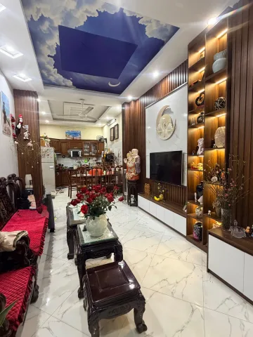 Bán nhà Trần Đại Nghĩa, Hai Bà Trưng – Giá 16.2 tỷ – DT 58m² x 4 tầng – MT 5.2m – Mặt ngõ thông ra phố, Gần nhiều trường đại học, Vị trí hiếm