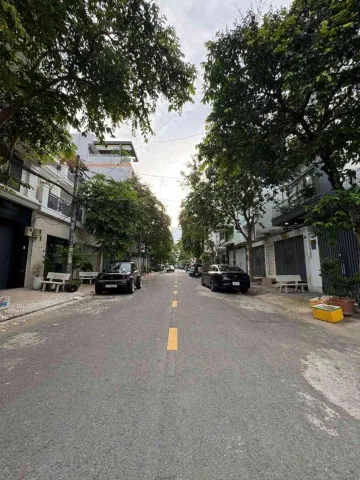 SIÊU PHẨM MẶT TIỀN VIP KHU HỌ LÊ - TÂN PHÚ - 4 TẦNG LỆCH TẦNG HIỆN ĐẠI - NỞ HẬU TÀI LỘC - NHỈNH 10 TỶ.
