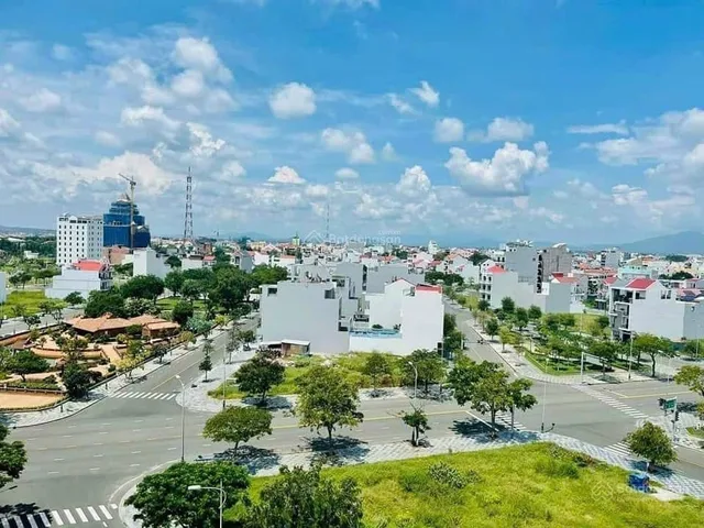 Ra nhanh đất TTTP Đồng Nai , chỉ với 1tỷ25/100m có sổ sẵn , full thổ cư nằm liền kề sân bay QT Long Thành