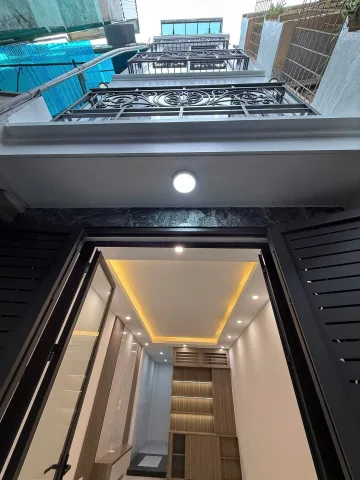 Bán Nhà riêng 30m2 có sẵn 30 m2 thổ cư giá 6.2 tỷ tại Đường Hoa Lâm Phường Việt Hưng Quận Long Biên Hà Nội