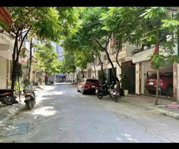 Bán Nhà riêng 40m2 có sẵn 35 m2 thổ cư giá 13.7 tỷ tại Đường Chiến Thắng Phường Văn Quán Quận Hà Đông Hà Nội