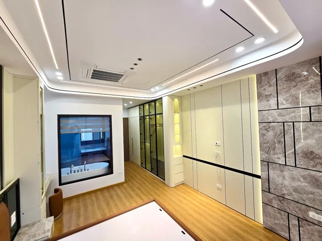 Đàm Quang Trung - 45m² - Vỉa hè - Gara ô tô - Thang máy - Kinh doanh - Nhỉnh 18 tỷ