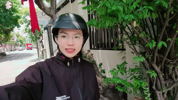 HẺM NHỰA XE HƠI – CÁCH MẠNG THÁNG 8 – 4 tầng – CHỈ HƠN 4Đ