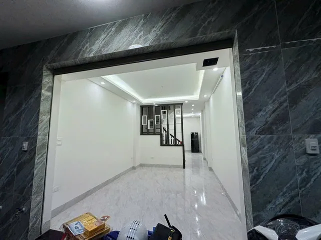 Cho thuê Nhà Ngõ 23 Đường Đức Diễn - Bắc Từ Liêm 34M² 4 Tầng 4 Ngủ - Full Nội Thất -10M Ra Ô Tô - Giá Thuê 13tr