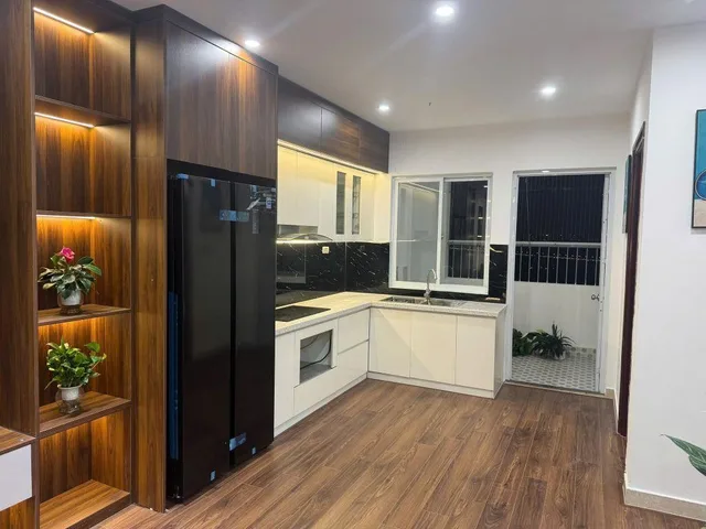 Bán Chung Cư CT2a Thạch Bàn, Long Biên 70m2, Sổ Đỏ Lâu Dài, Giá: 4,15 Tỷ