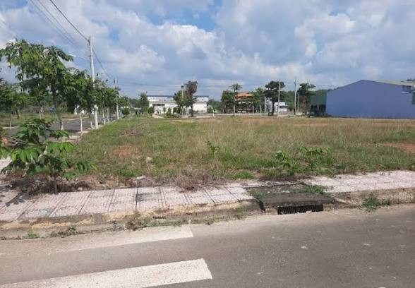 Bán Đất 250m2 có sẵn 100 m2 thổ cư giá 1.2 tỷ tại Thị trấn Lai Uyên Huyện Bàu Bàng Bình Dương