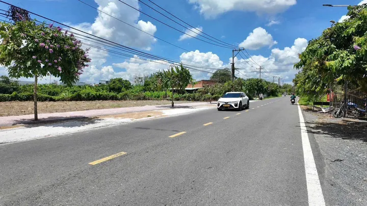 BUNG 10 NỀN SỔ RIÊNG MẶT TIỀN HƯƠNG LỘ 7 KINH DOANH ĐA NGÀNH