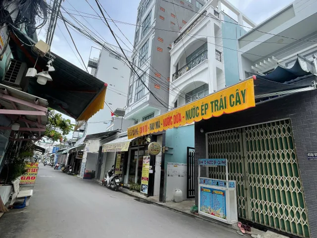 Mặt tiền kinh doanh - Hẻm xe hơi tránh nhau - Kế KDC Lý Phục Man