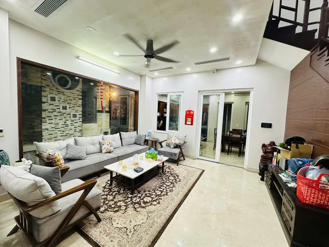 BÁN SIÊU PHẨM LIỀN KỀ 05 TẦNG, ĐỖ NHUẬN, CÔNG VIÊN HÒA BÌNH, PHẠM VĂN ĐỒNG, VỈA HÈ, Ô TÔ TRÁNH...