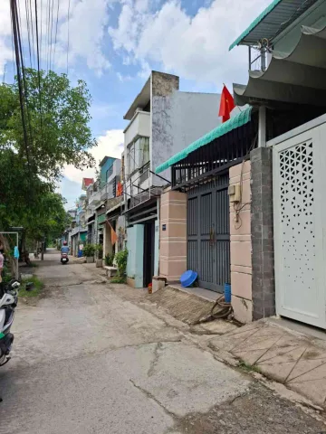 Bán Nhà riêng 54m2 có sẵn 54 m2 thổ cư giá 3.5 tỷ tại Đường Lã Xuân Oai Phường Long Trường Quận 9 TP. Hồ Chí Minh