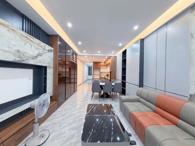 Bán Nhà riêng 75m2 giá 25 tỷ tại Đường Thái Hà, 6 tầng thang máy, ô tô vào nhà