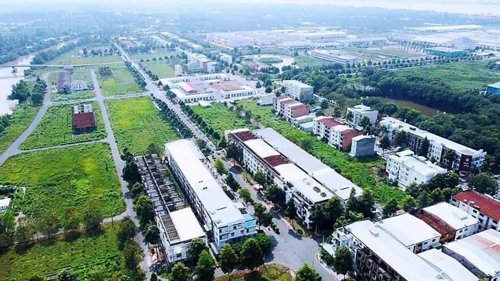 Nền thổ cư 110m2 giá rẻ vị trí đẹp cách Cần Thơ 4km, sổ hồng chính chủ có sẵn.