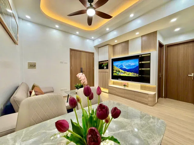 Bán chung cư CT2A Thạch Bàn, Long Biên 70m2, 2 phòng ngủ, 2wc, chỉ 4,2 tỷ (sổ sẵn giao dịch)